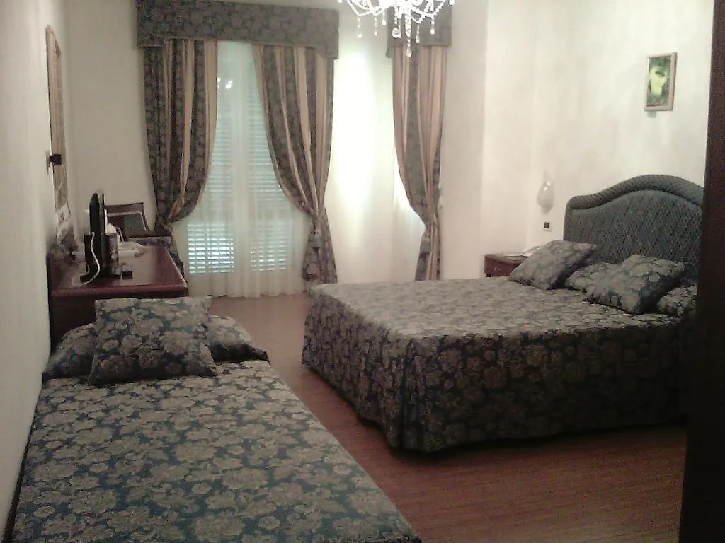 פוצ'קיו Hotel Vedute